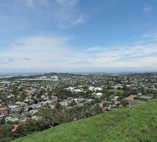 Blick vom Vulkan über Auckland