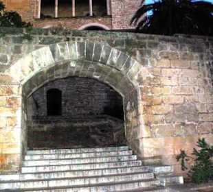 Aufgang zu Kathedrale