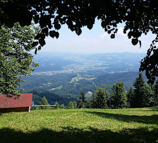 Blick hinunter ins Tal