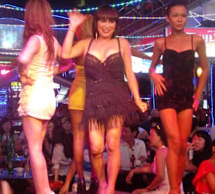 Diese Schönen warben um Kunden