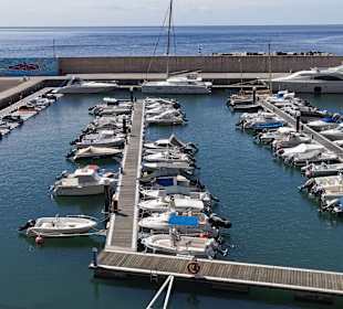 Yachthafen Calheta
