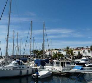 Blick über den Yachthafen