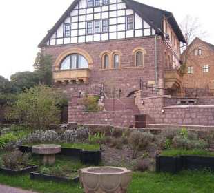 Kräutergarten  und die Schenke