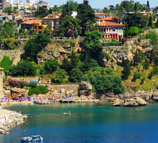 Blick zum Hafen von Antalya