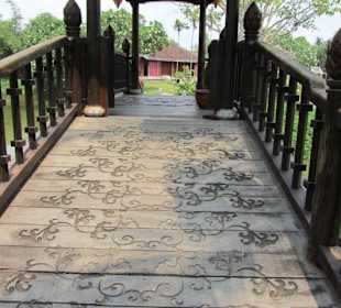  Ornate Bridge flooring