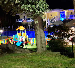 Blick zum Spielplatz Restaurant