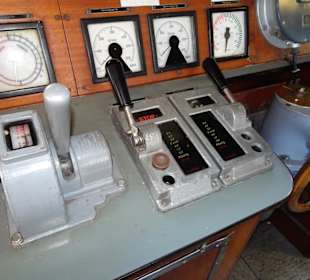 Auf dem Minenjagdboot "Weilheim"