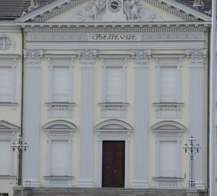 Haupteingang des Schlosses