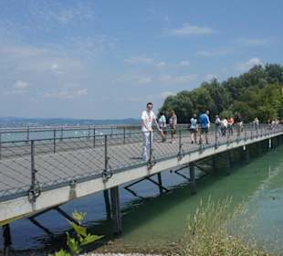 Most prowadzący na wyspę Mainau