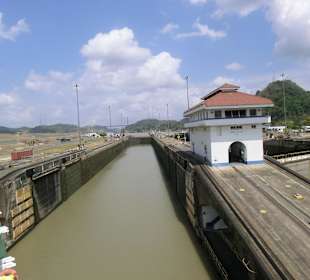Einfahrt in die Schleuse