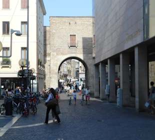 Porta Altinate