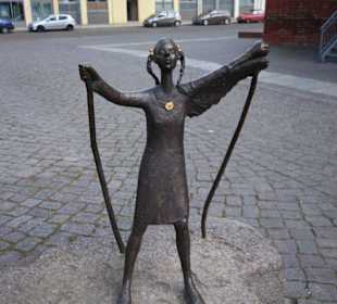 Skulptur am Rathaus