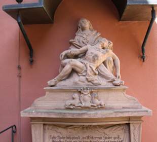 Denkmal im Lusamgarten