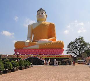 Buddha in Bentota 