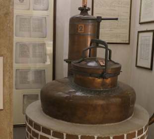 Bassano del Grappa: Poli Grappa Museum und Verkauf