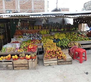 Samstag ist die ganze Stadt ein großer Markt