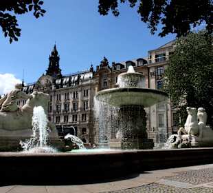 Im Hindertgrund Justizpalast