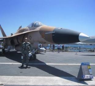 Kampfflieger auf Deck (2)