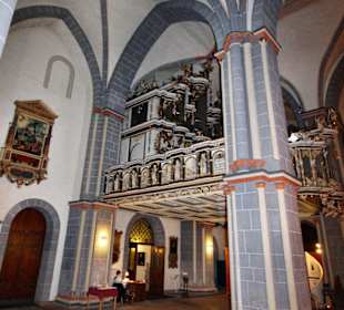 Blick zur Orgelempore