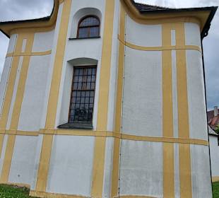 Außenansicht der Kirche