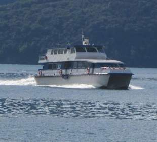 Ankunft des Linienschiffes an der Promenade