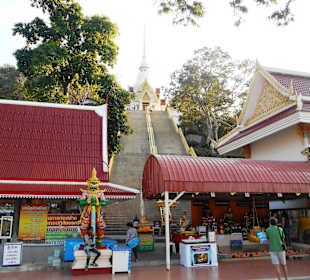 Wat Khao Takiab‎