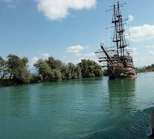 Piratenpartyschiff