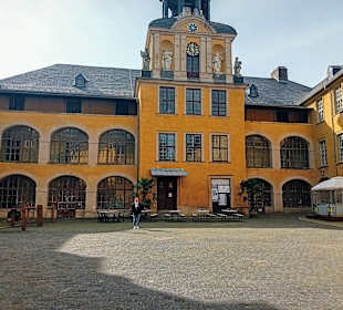 Der Schlosshof