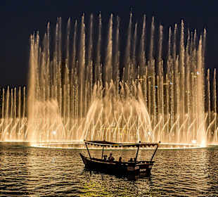 Abendliches Fontänenschauspiel