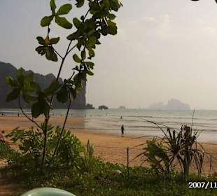 Blick von Last Fisherman Bar auf Strand