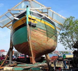 Rundgang über das Gelände der Museumswerft