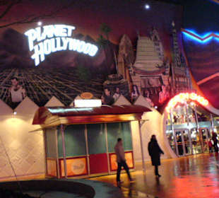 Vorm Planet-Hollywood