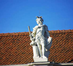 Figuren an der Front