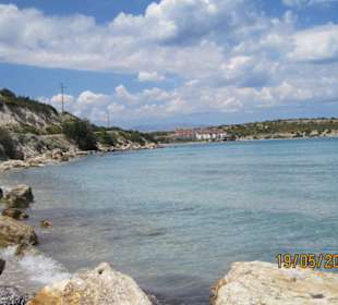 Pirlanta Beach (ein Hügel weiter hinter Babaylon)