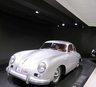 Im Porschemuseum
