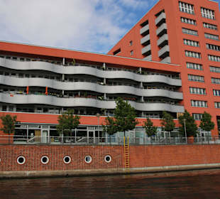 Bauten an der Spree