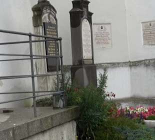 Katholische Pfarrkirche Mariä Himmelfahrt