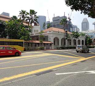 Blick auf das Raffles Hotel