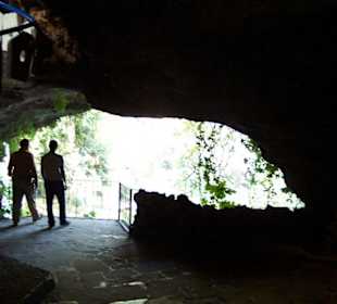 Düden hinter dem Wasserfall