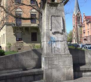Denkmal der Kolonie Ostheim