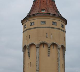 Wasserturm ca. 500 Meter südöstlich vom Schloss