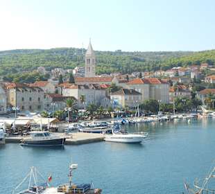 Supetar, Blick von der Fähre