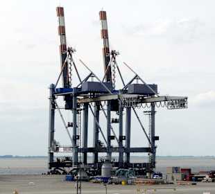 Brücken des Container-Terminals