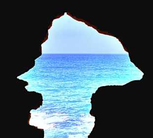 Blick auf den Atlantik aus der Herkules Grotte 