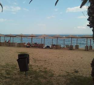 Strand vor dem Hotel