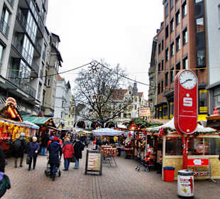 Weihnachtsmarkt auf der Lister Meile Hannover