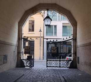 Vom Innenhof aus gesehen.