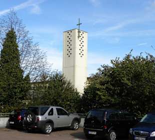 Kath. Heilig Kreuz Kirche Altwarmbüchen
