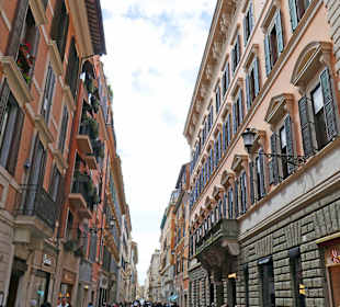 Via Condotti