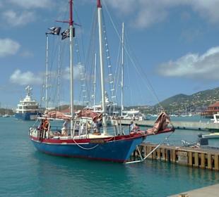 Motorsegler für unseren Schnorchelausflug